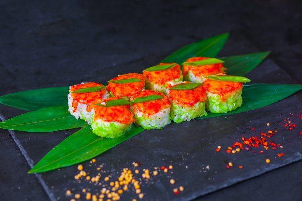Калифорния с креветкой запеченная