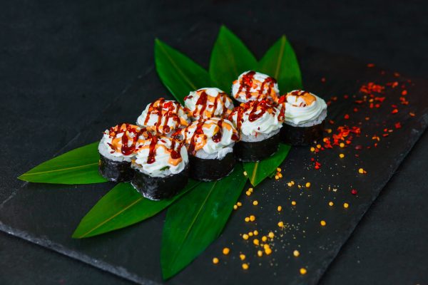 Ролл с грибами